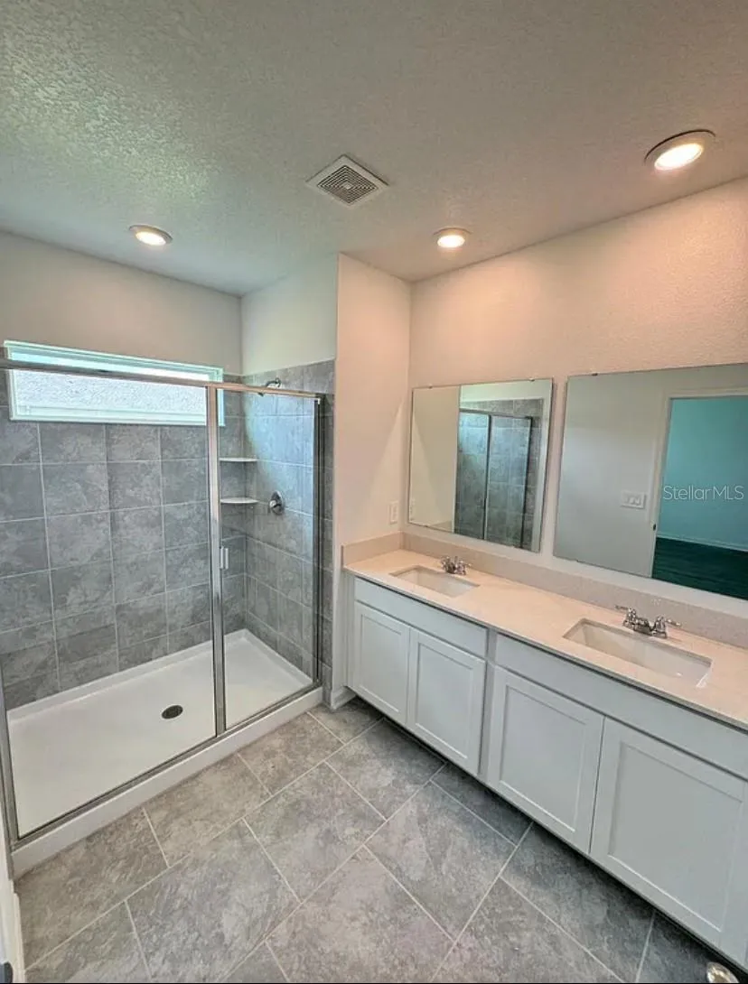 3174 LAURENT LOOP Davenport, FL 33837