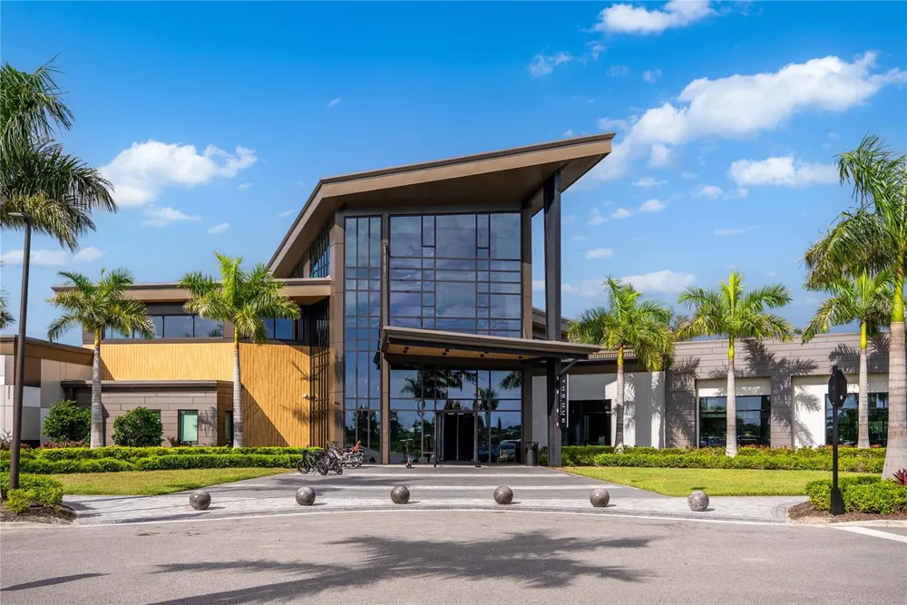 9284 TEQUILA SUNRISE DRIVE Sarasota, FL 34241