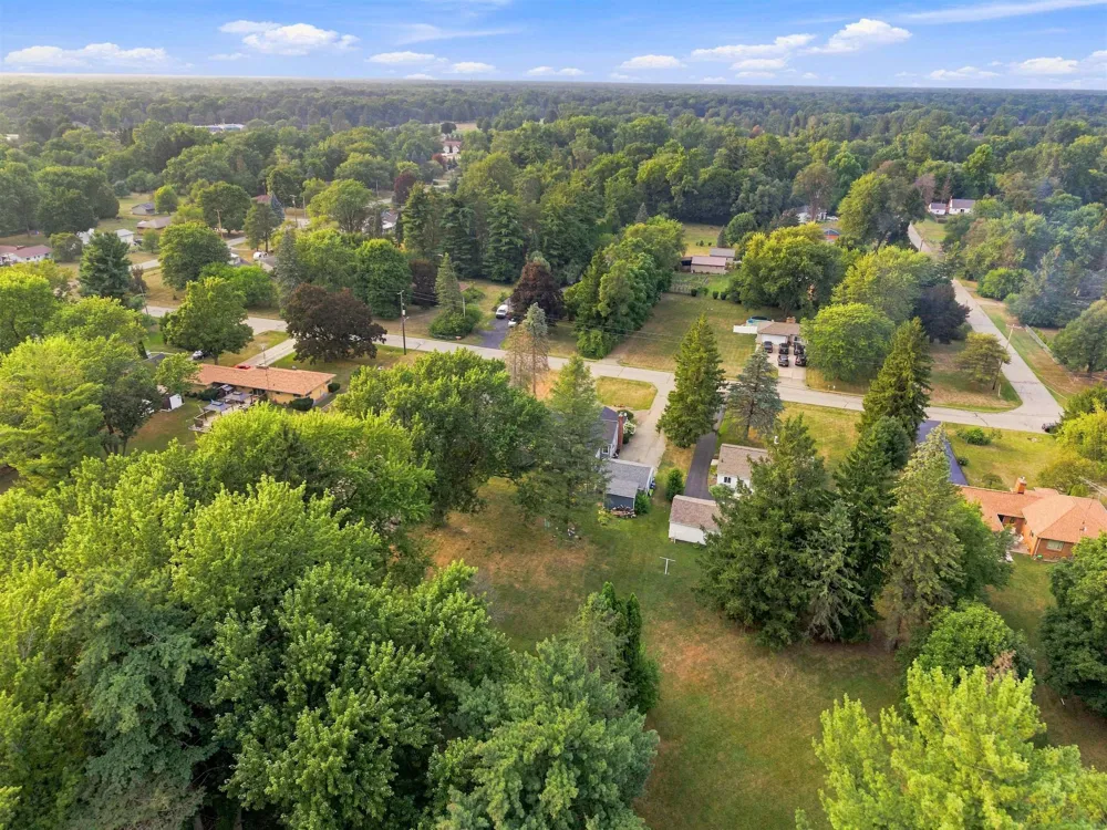 6136 Hugh Street Burton City, MI 48509