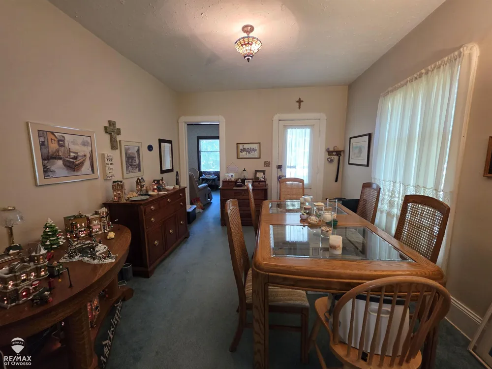 709 Lee Street Owosso City, MI 48867