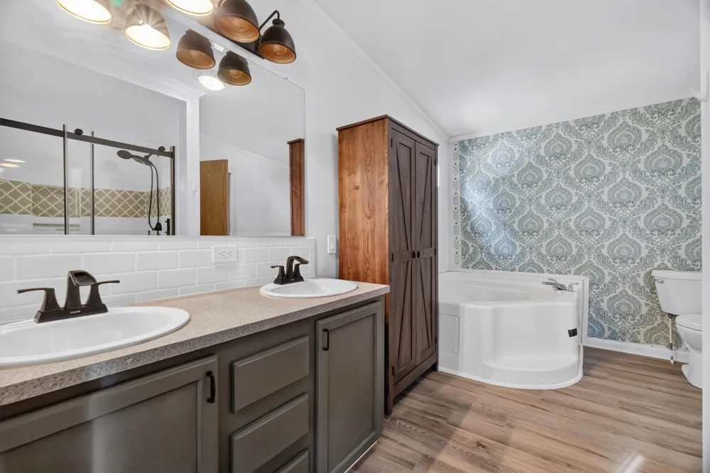 615 NE County Road 571 Excelsior Township, MI 49646