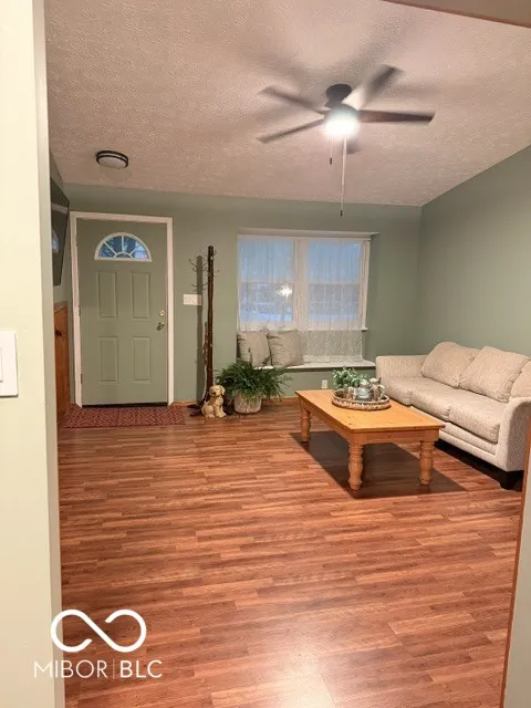1429 Leblanc Court Franklin, IN 46131