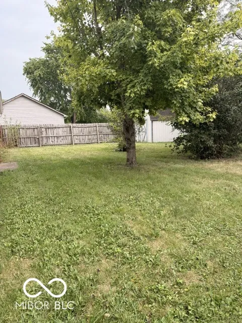 1429 Leblanc Court Franklin, IN 46131