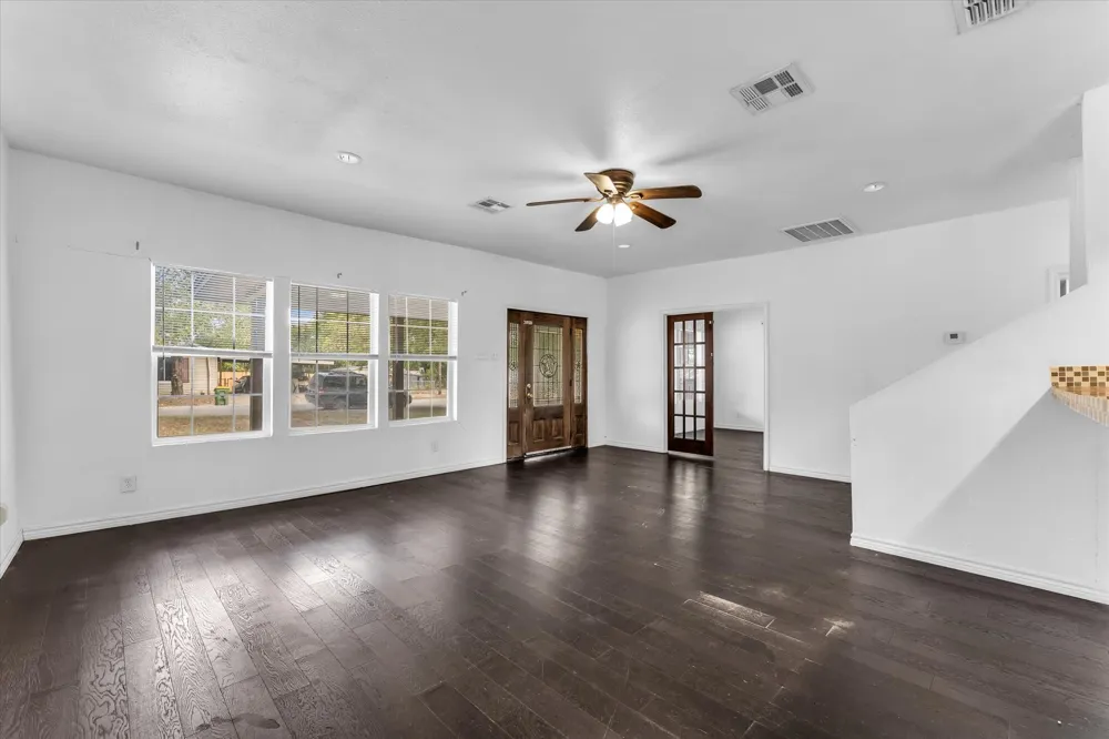 101 S Archer Street Groesbeck, TX 76642