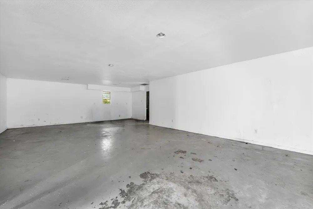 101 S Archer Street Groesbeck, TX 76642