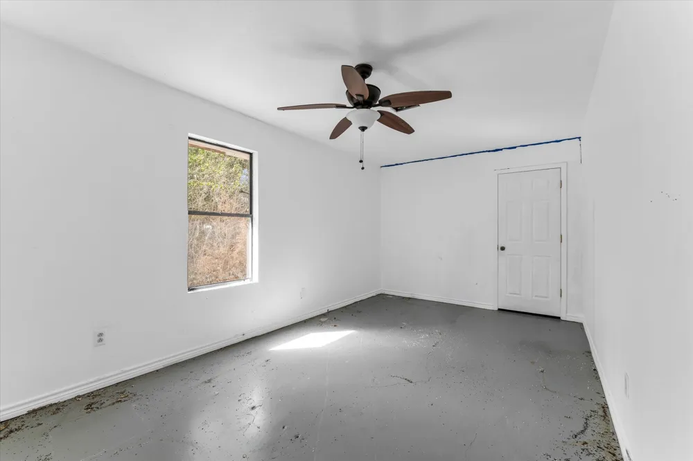 101 S Archer Street Groesbeck, TX 76642