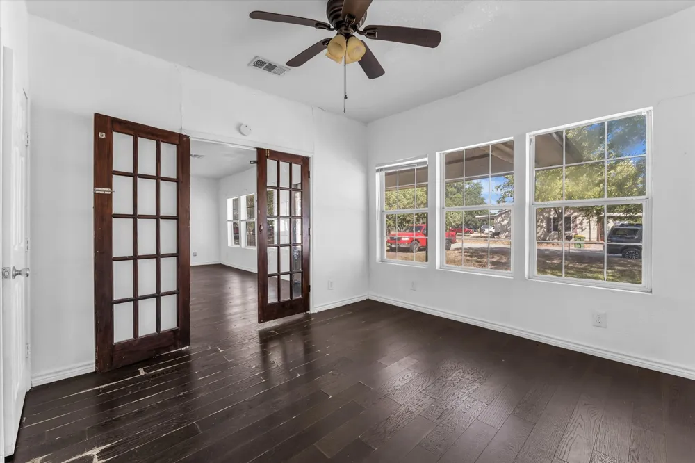 101 S Archer Street Groesbeck, TX 76642