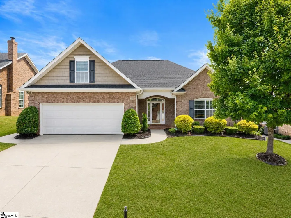 4 Cedarcrest Court Simpsonville, SC 29680