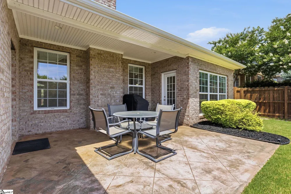4 Cedarcrest Court Simpsonville, SC 29680
