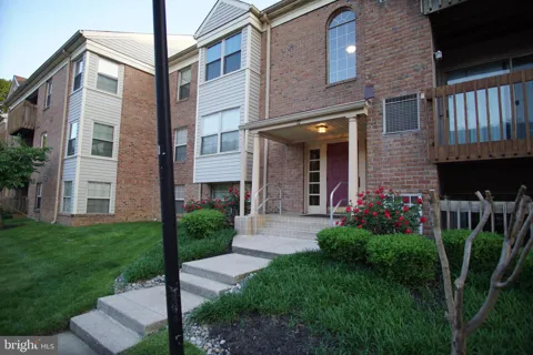 12 CLOVERWOOD #103