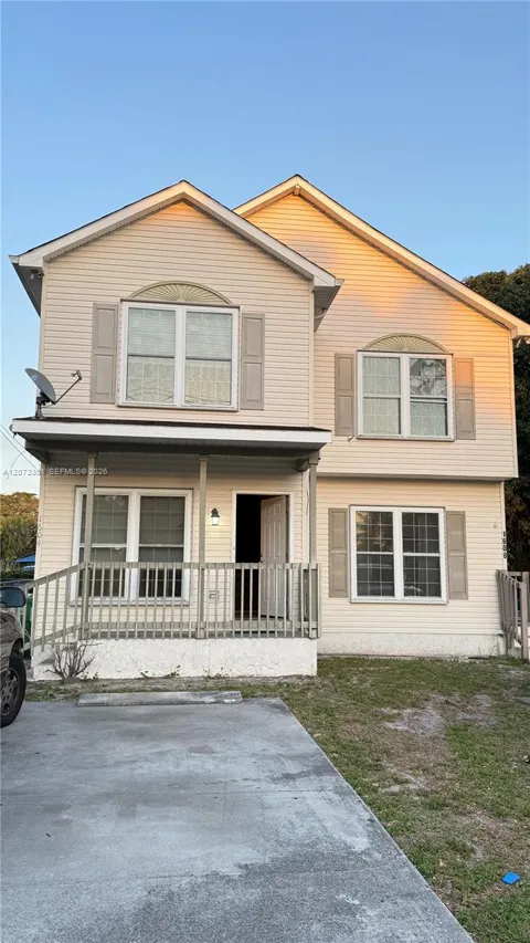 1600 SW 44th Ave