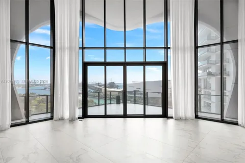 1000 Biscayne Blvd #Town House 1201