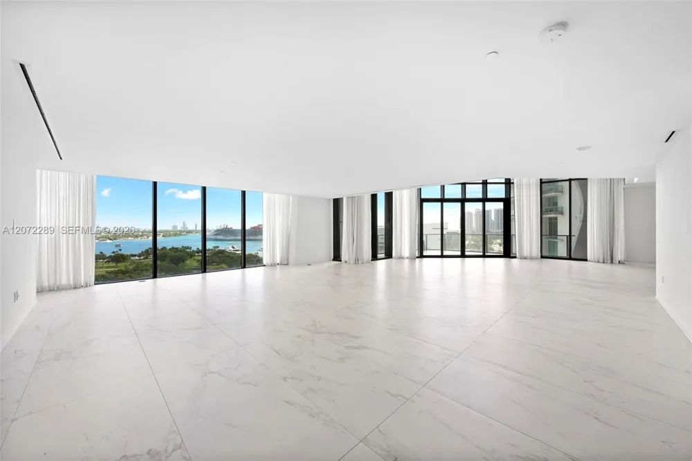 1000 Biscayne Blvd #Town House 1201 Miami, FL 33132
