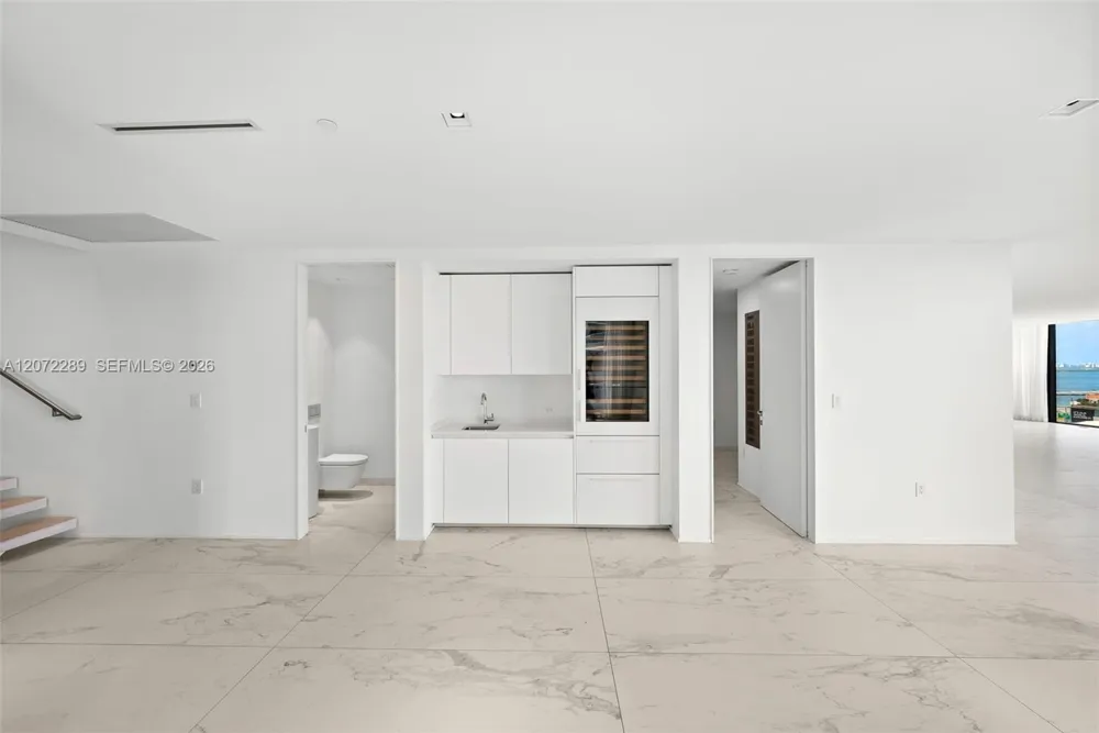 1000 Biscayne Blvd #Town House 1201 Miami, FL 33132