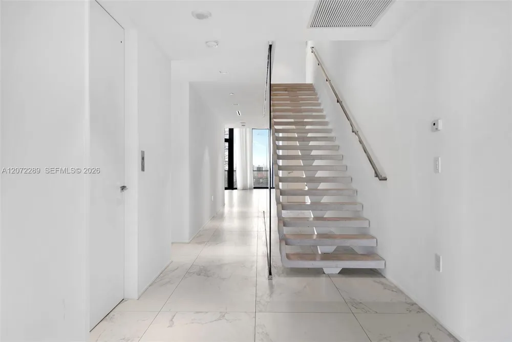 1000 Biscayne Blvd #Town House 1201 Miami, FL 33132