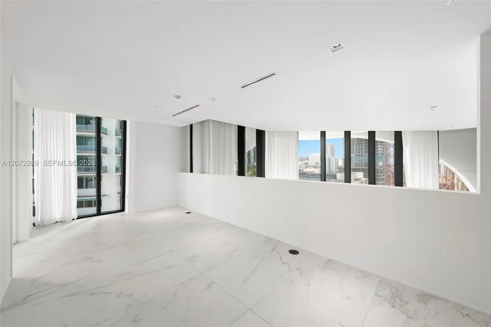 1000 Biscayne Blvd #Town House 1201 Miami, FL 33132
