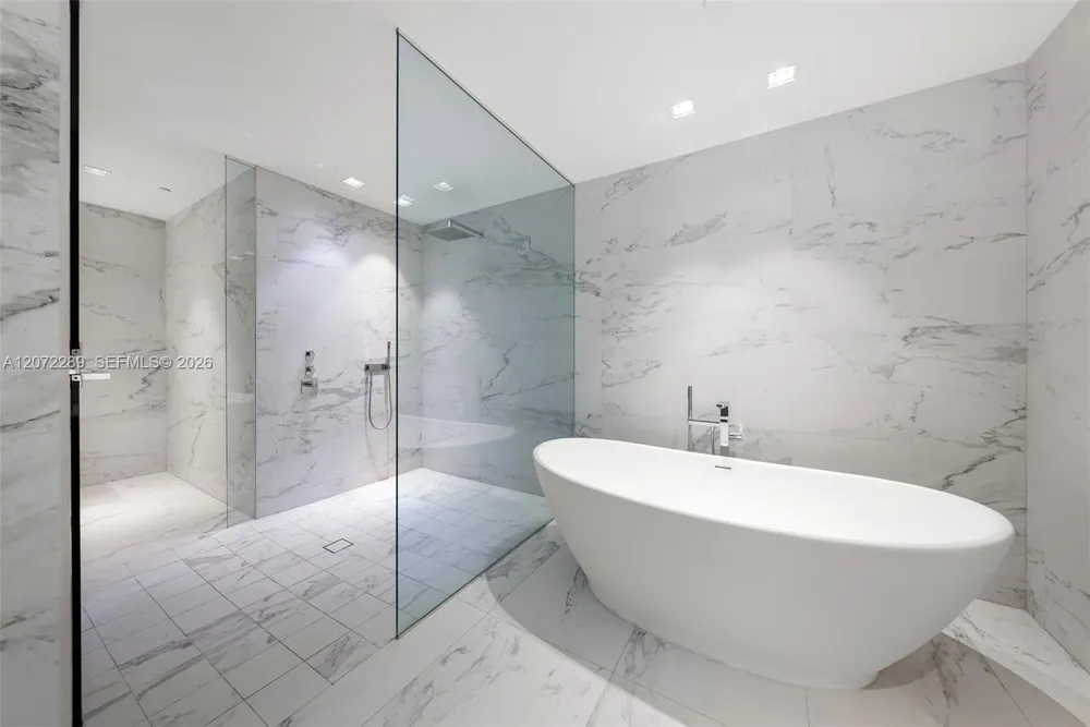1000 Biscayne Blvd #Town House 1201 Miami, FL 33132