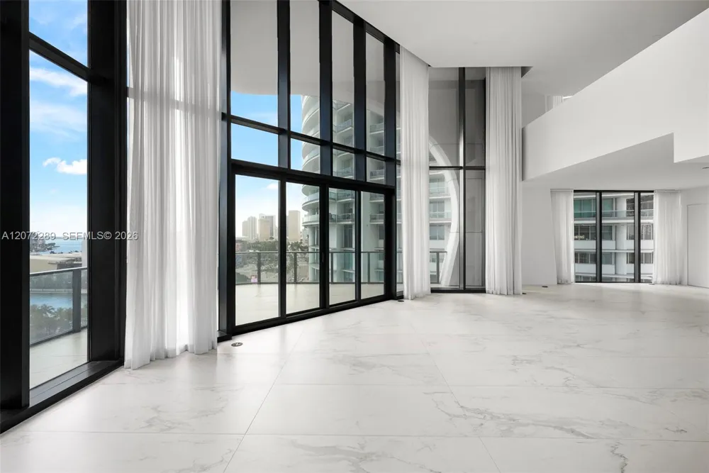 1000 Biscayne Blvd #Town House 1201 Miami, FL 33132