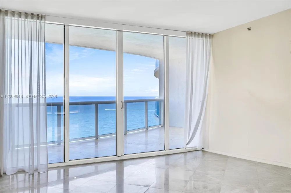 18911 Collins Ave #2906 Sunny Isles Beach, FL 33160