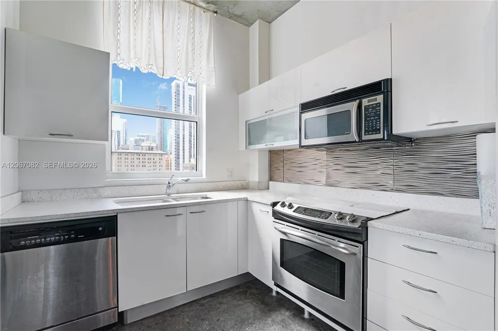 133 NE 2nd Ave #1102 Miami, FL 33132