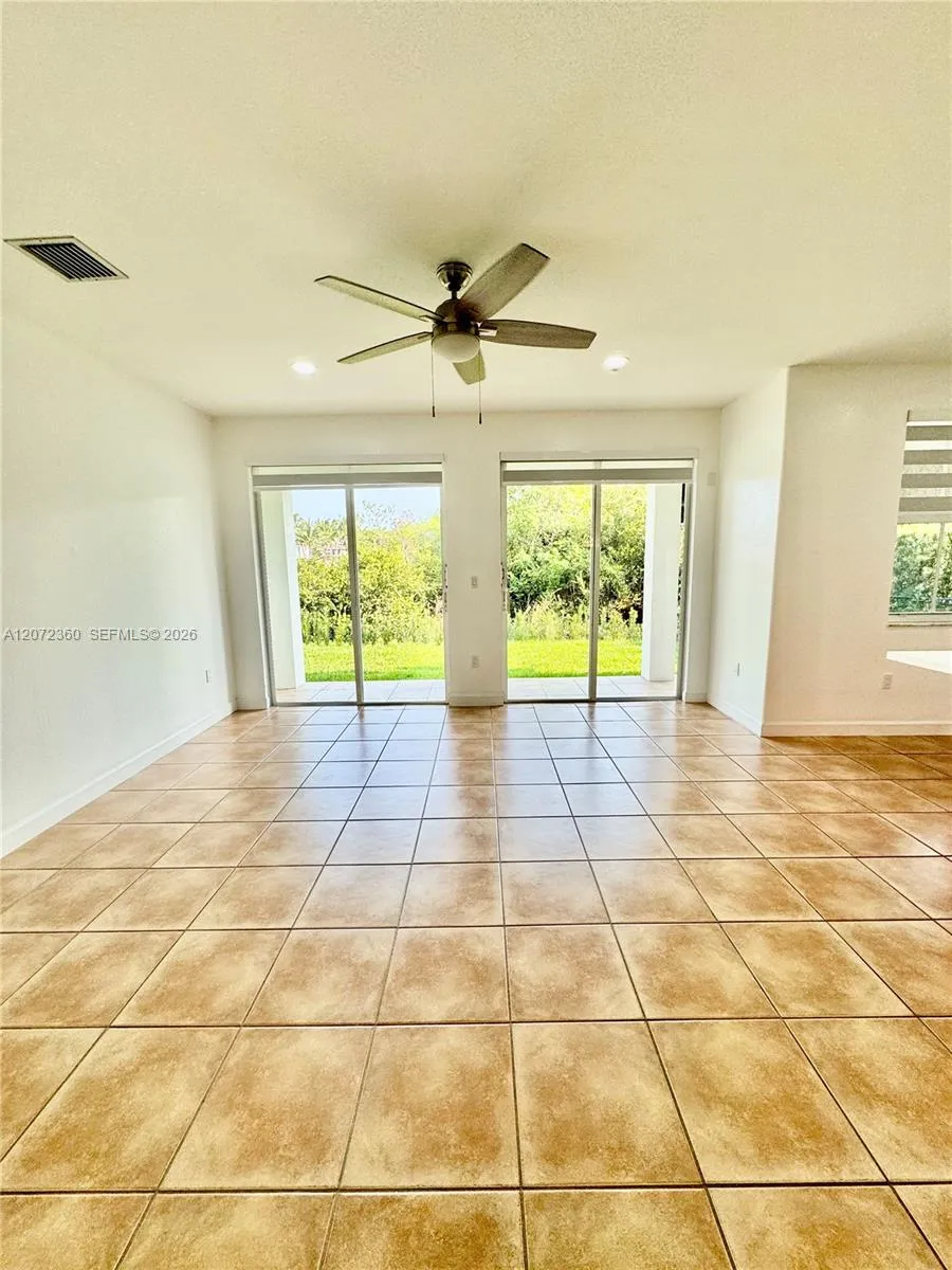 14974 SW 18th Ter Miami, FL 33185