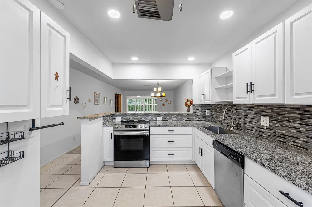 2638 GATELY DRIVE E #125 West Palm Beach, FL 33415