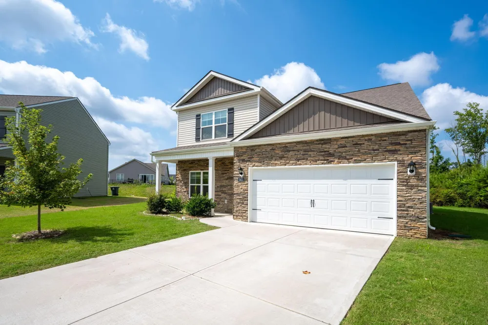 2411 Tournament Drive Chattanooga, TN 37421