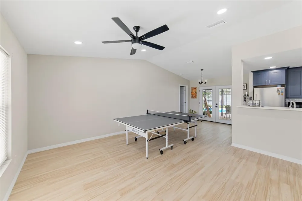 1003 RED OAK CIRCLE Brandon, FL 33511