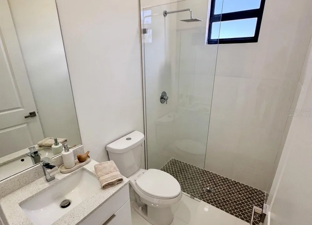 4324 JACARANDA PARKWAY W Cape Coral, FL 33993