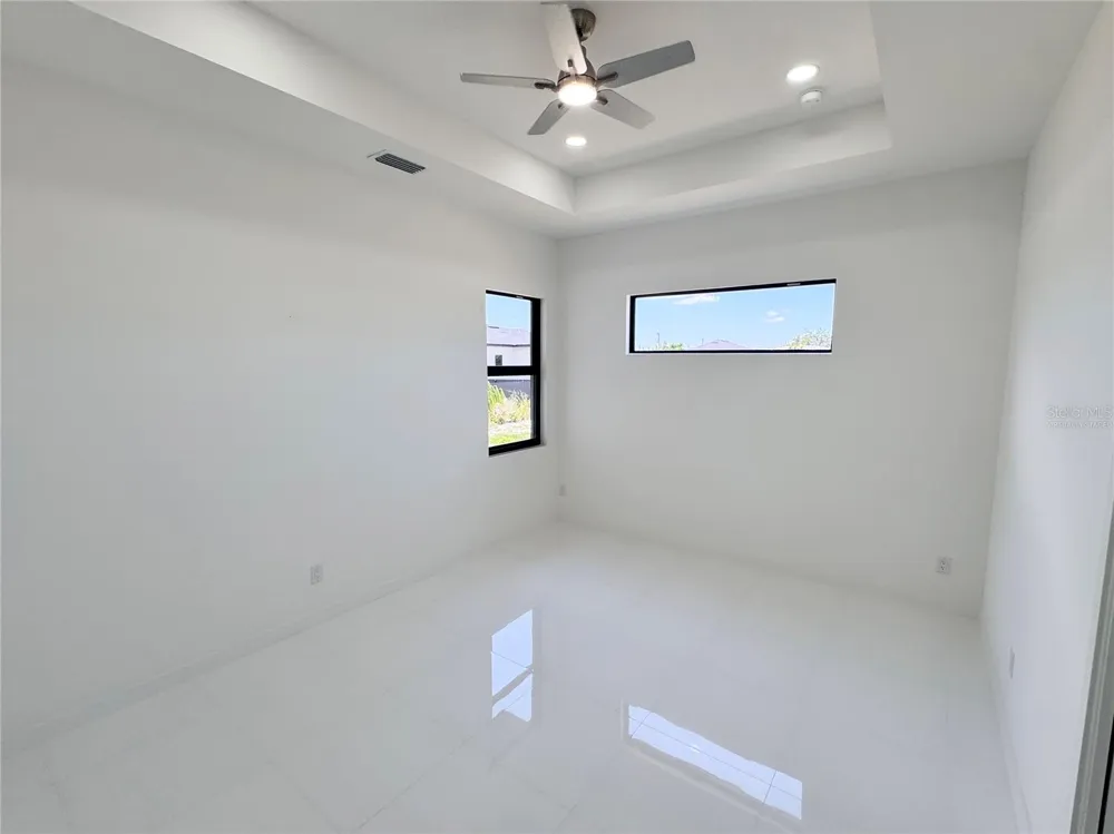 4324 JACARANDA PARKWAY W Cape Coral, FL 33993