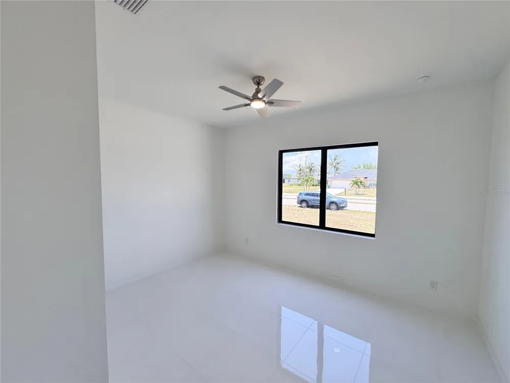 4324 JACARANDA PARKWAY W Cape Coral, FL 33993