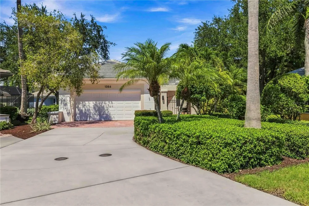 1354 TEAROSE PLACE Sarasota, FL 34239