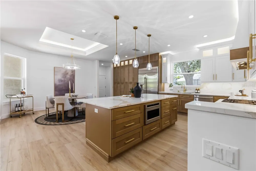 1354 TEAROSE PLACE Sarasota, FL 34239
