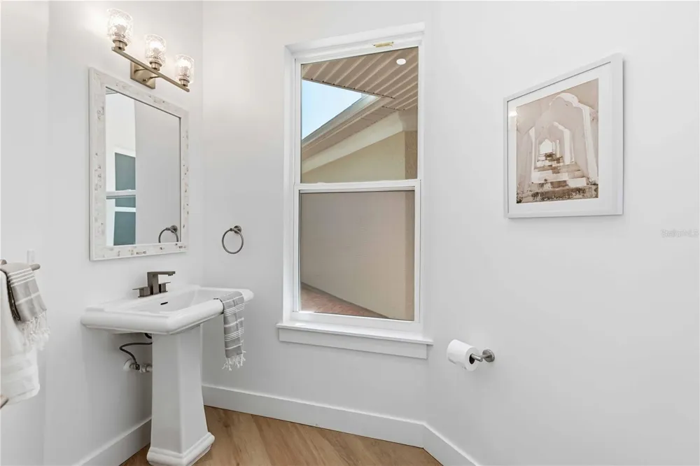 1354 TEAROSE PLACE Sarasota, FL 34239