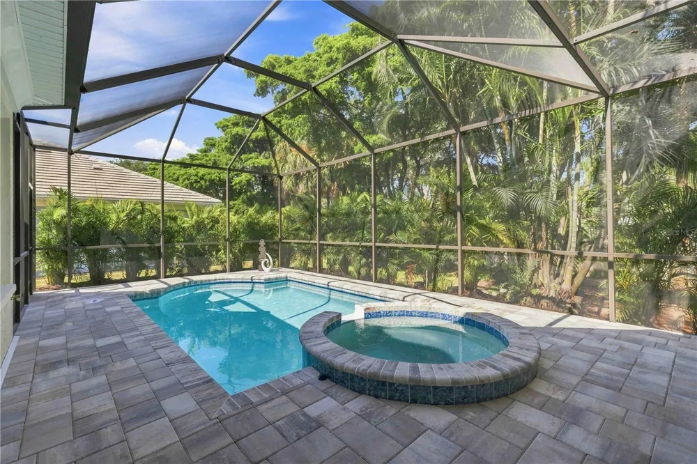 1354 TEAROSE PLACE Sarasota, FL 34239