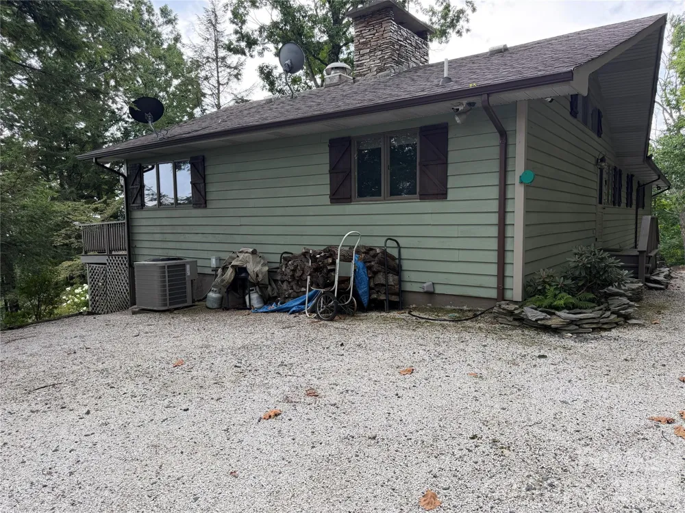 7795 Hwy 226a Highway Little Switzerland, NC 28749