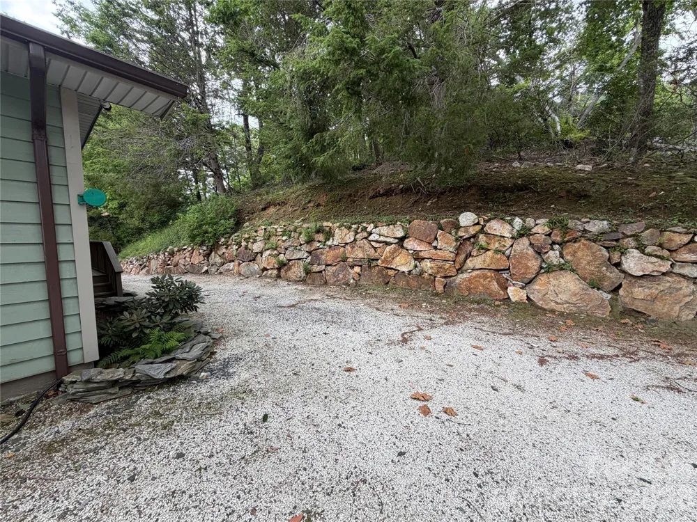 7795 Hwy 226a Highway Little Switzerland, NC 28749