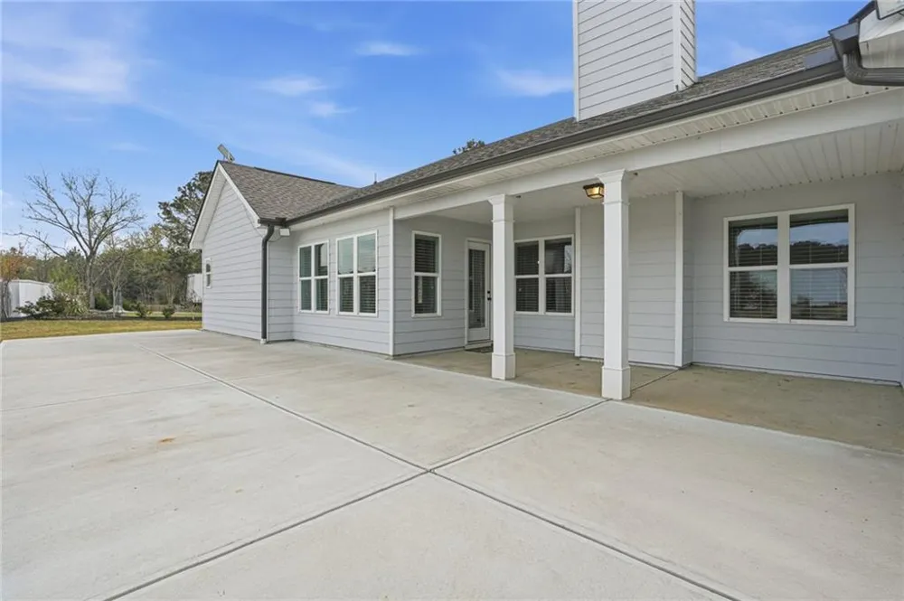 649 Tanners Bridge Road Bethlehem, GA 30620