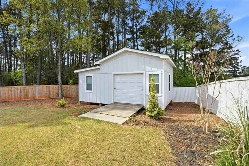 649 Tanners Bridge Road Bethlehem, GA 30620