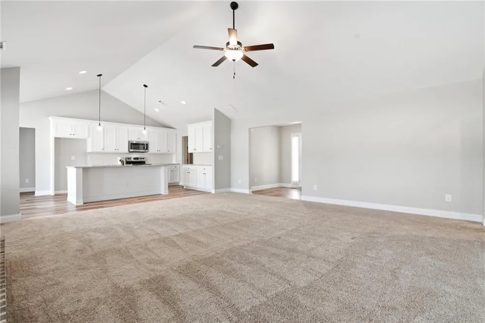 649 Tanners Bridge Road Bethlehem, GA 30620