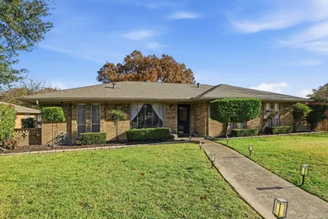 2217 Westlake Drive