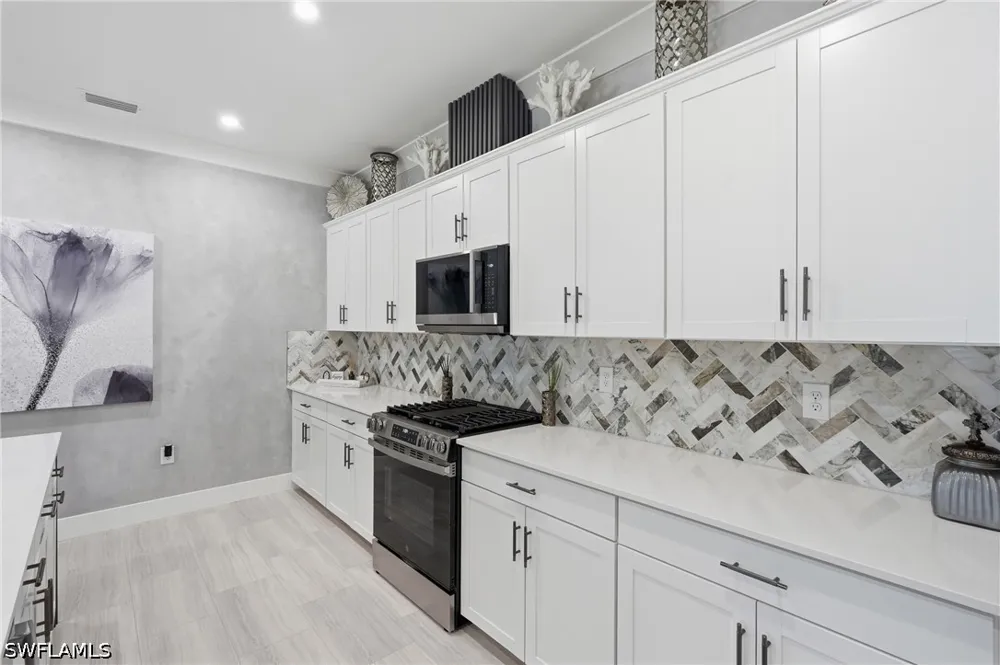 Ives Drive Estero, FL 33928