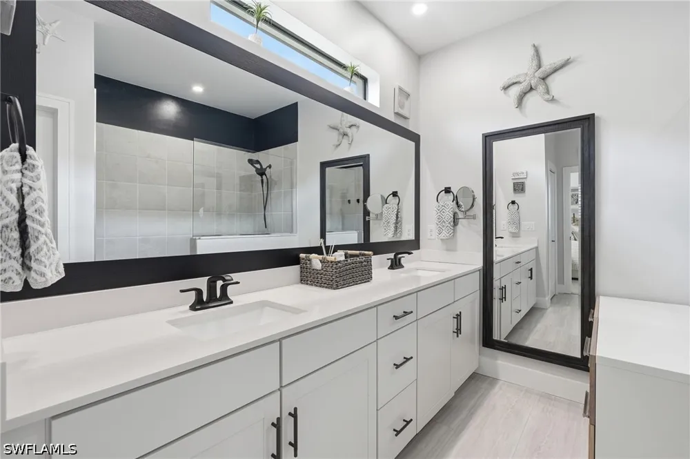 Ives Drive Estero, FL 33928