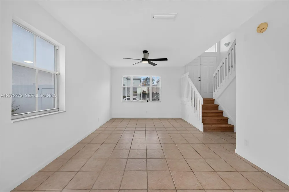 6733 Bayfront Dr Margate, FL 33063