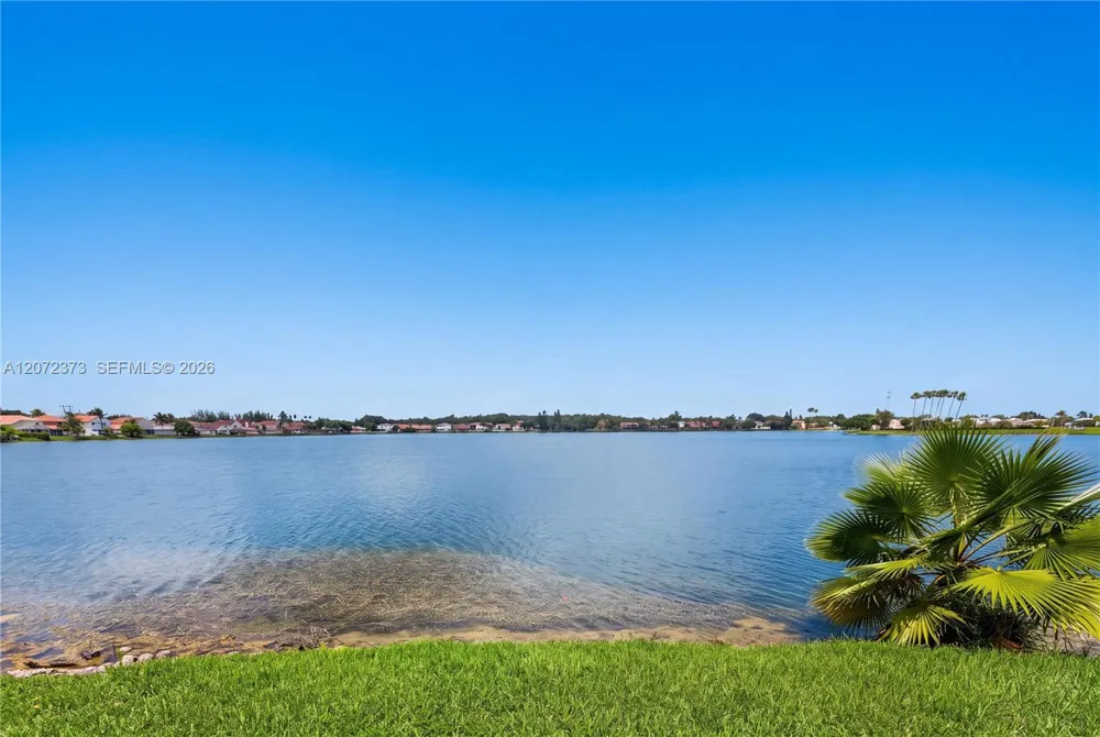 6733 Bayfront Dr Margate, FL 33063