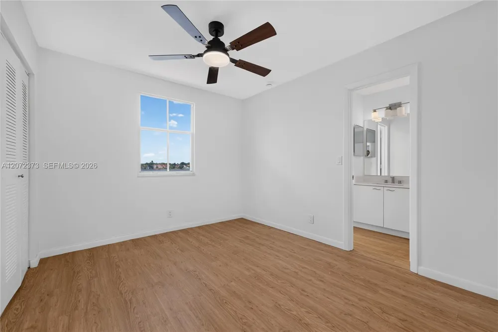 6733 Bayfront Dr Margate, FL 33063