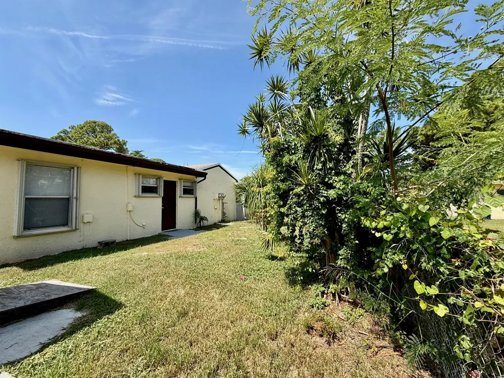 4783 Gladiator Circle 