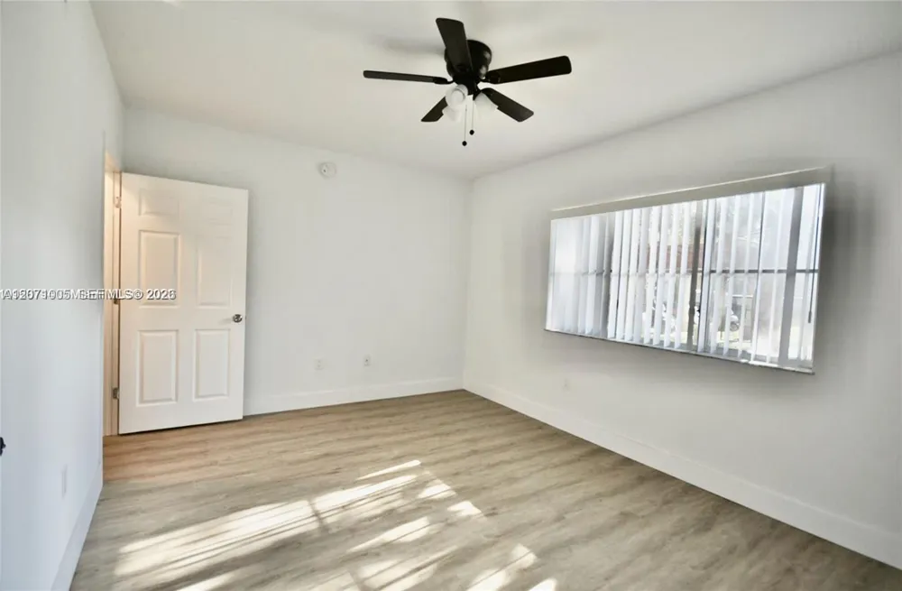 2474 Centergate Dr #103 Miramar, FL 33025