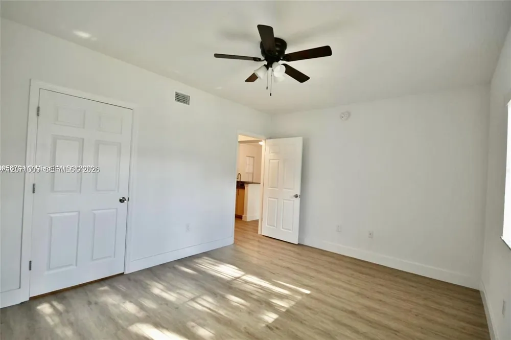 2474 Centergate Dr #103 Miramar, FL 33025