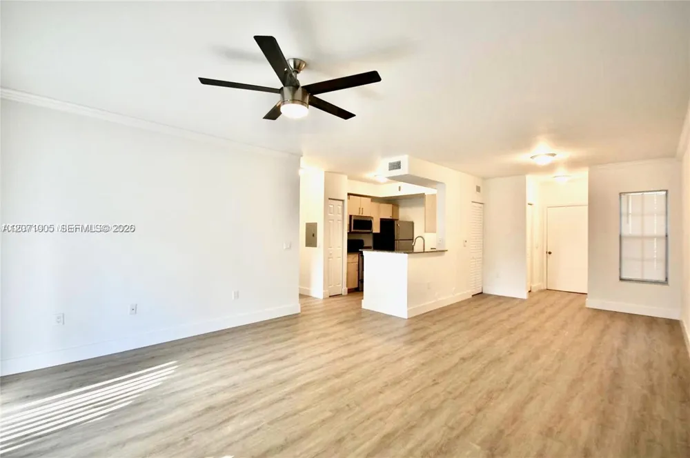2474 Centergate Dr #103 Miramar, FL 33025